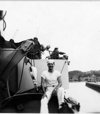 082b__Coming_Home_from_Korea_Nov_1950_Panama_Canal_Frank_Colletti_28Frank_Colletti_Photo29.jpg