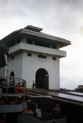 Panama_Canal_1950_28John_Janowski29e.jpg