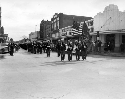 007a__23-28_Feb_52_Galveston_Madri_Gras_Parade_-_Worcester_Marines_in_the_Lead_28R__Starsiak29.jpg