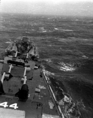 Heavy Seas 3 of 5
Series of photos taken during a North Atlantic Storm (John Janowski)
